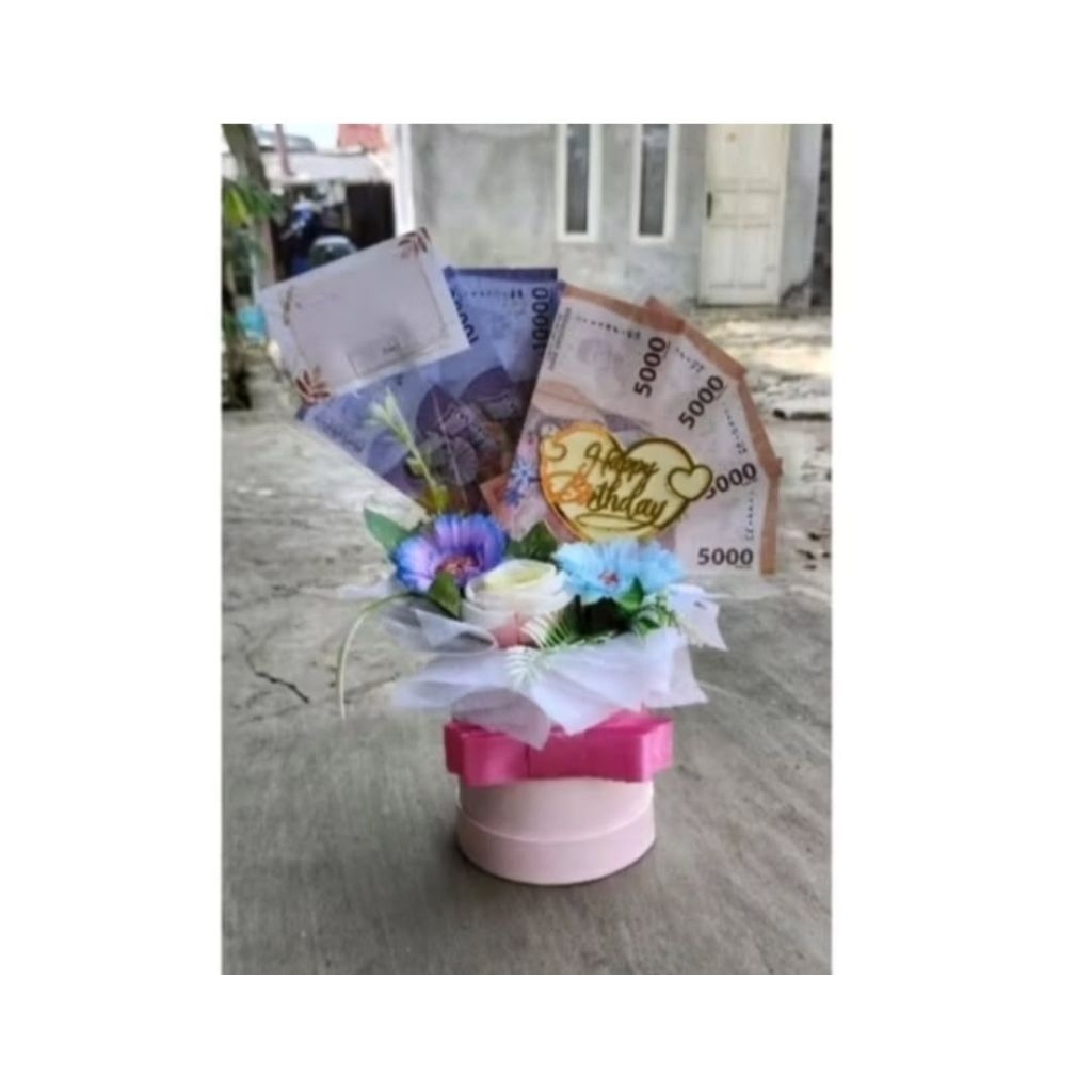 bloombox bunga- blombox uang- kado ulang tahun pacar