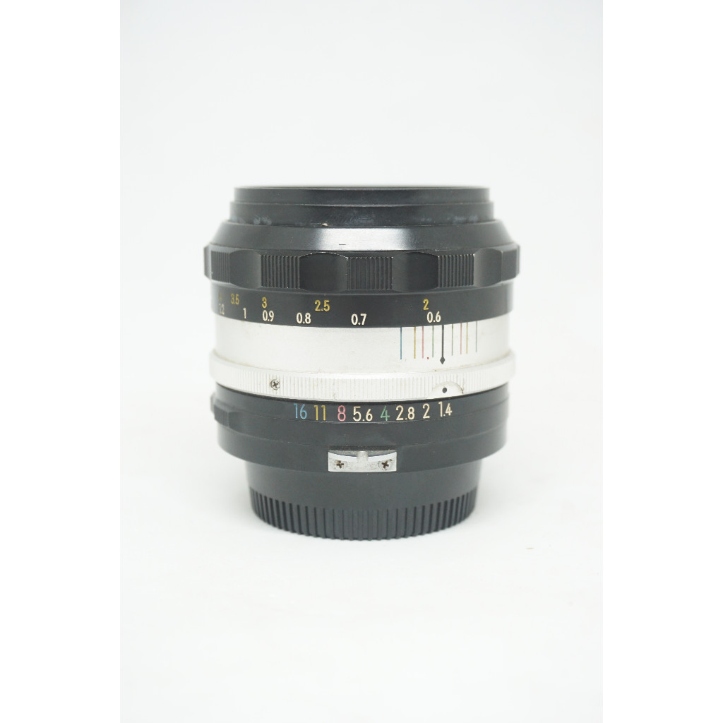 Lensa Nikon NIkkor - S . C Auto 50mm F1.4 Pre AI Lensa Manual Legendaris Vintage