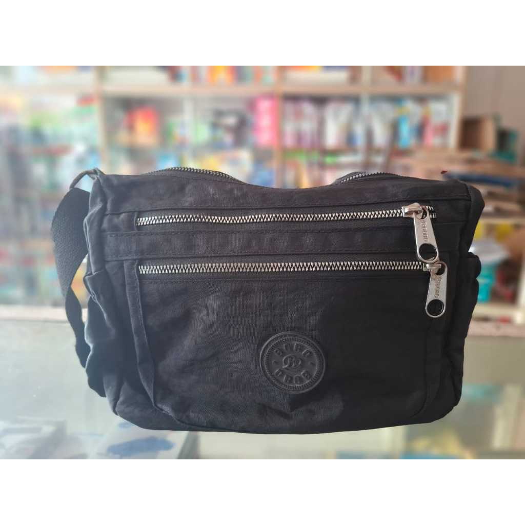 PRELOVED - Clutch Wanita -  Tas Selempang & Bahu Wanita - Tote Bag - Bekas