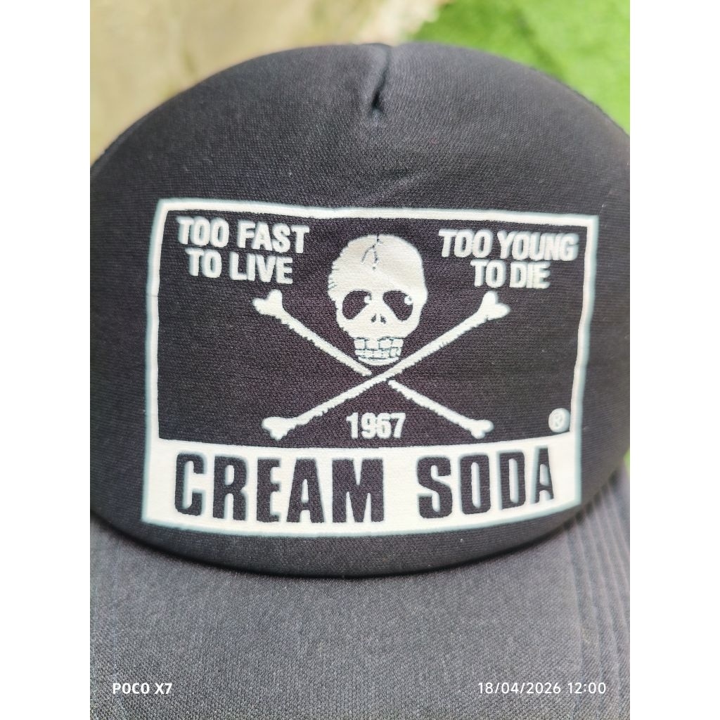 topi trucker second