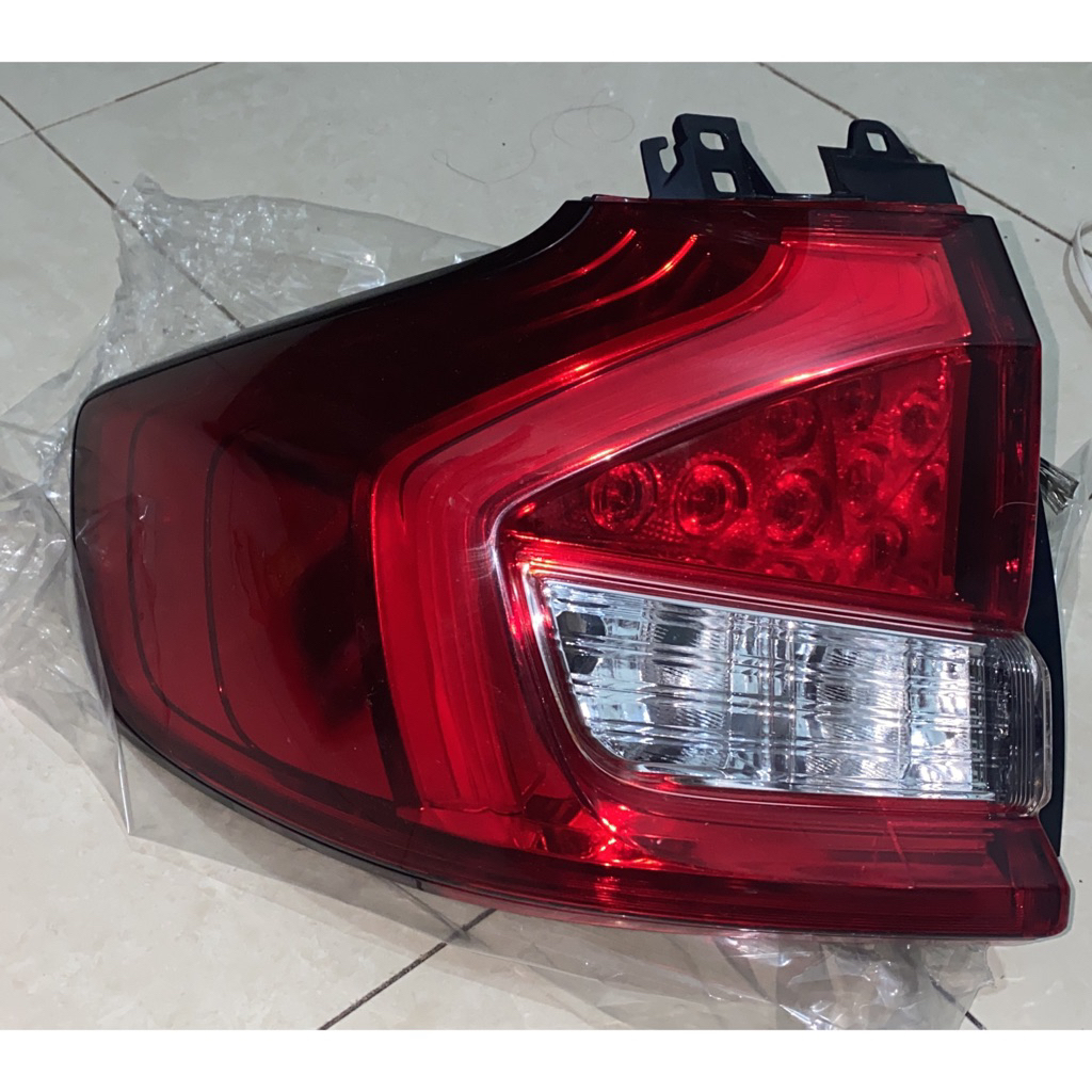 Stoplamp Suzuki XL 7 Led Original