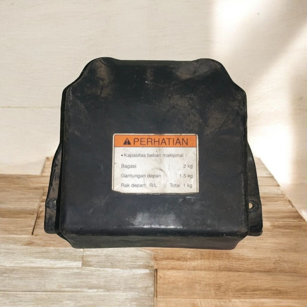 cover tutup aki suzuki skydrive originall copotan