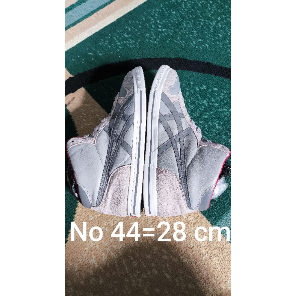 SEPATU ONITSUKA TIGER NO 44 SECOND BEKAS ORIGINAL