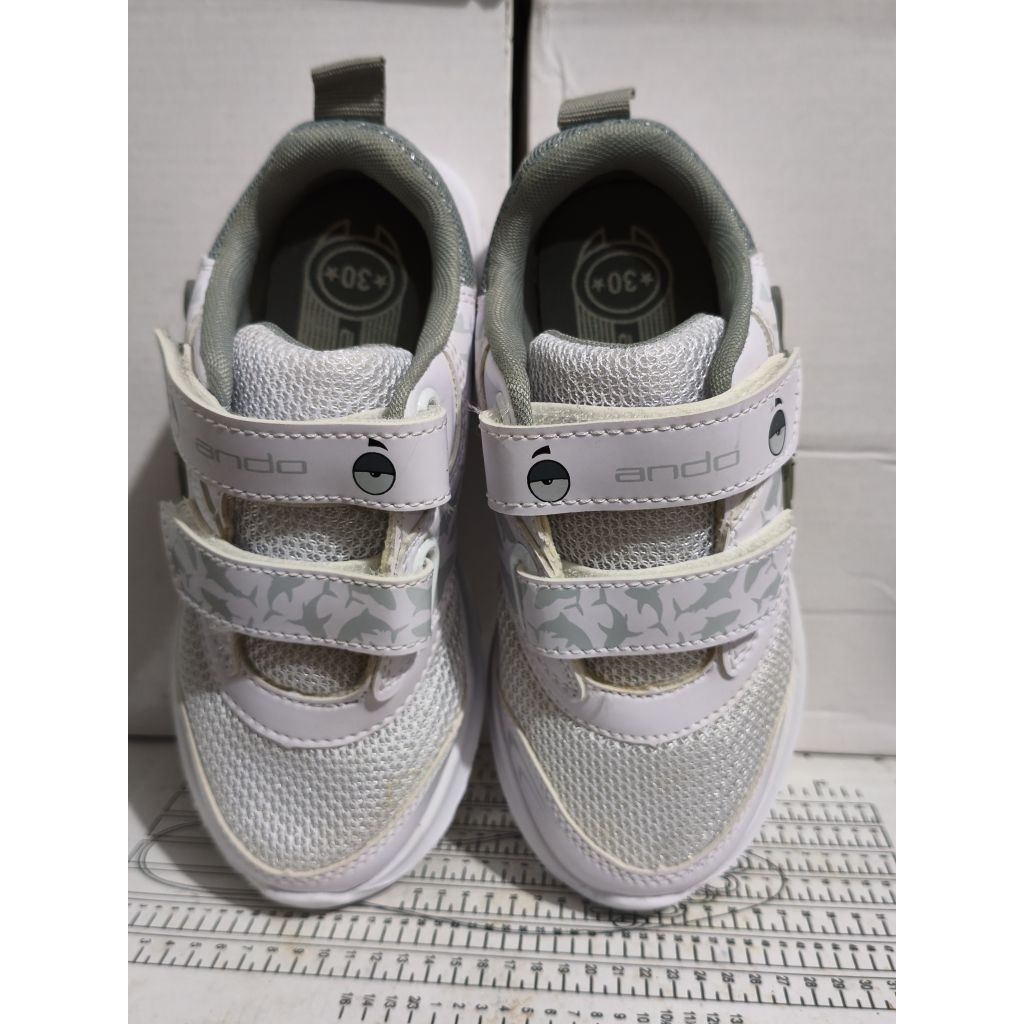 NEW PRODUK SEPATU SNEAKERS IMPORT ANDO SHARK JUNIOR - CEWEK PUTIH/ABU 29-31