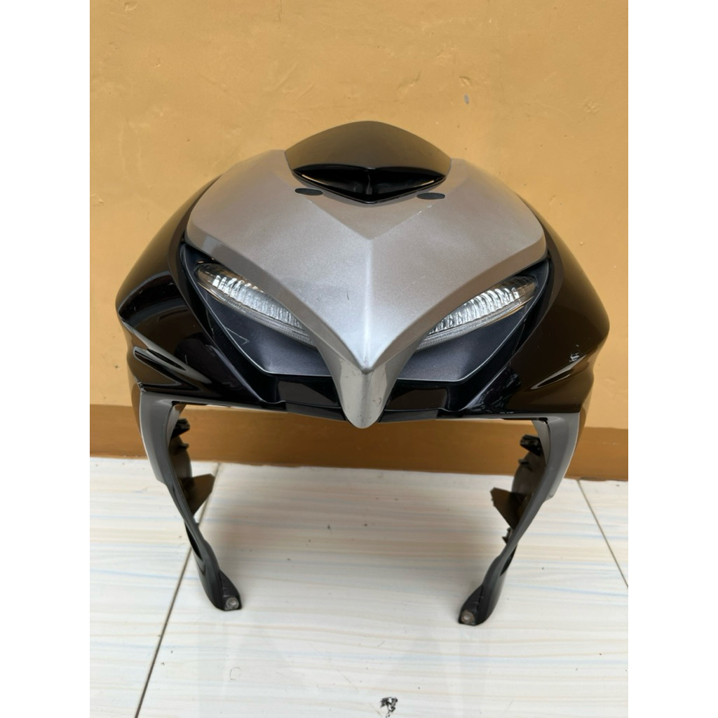 Cover Tameng Depan set Lampu Malam Honda Revo AT Matic Original