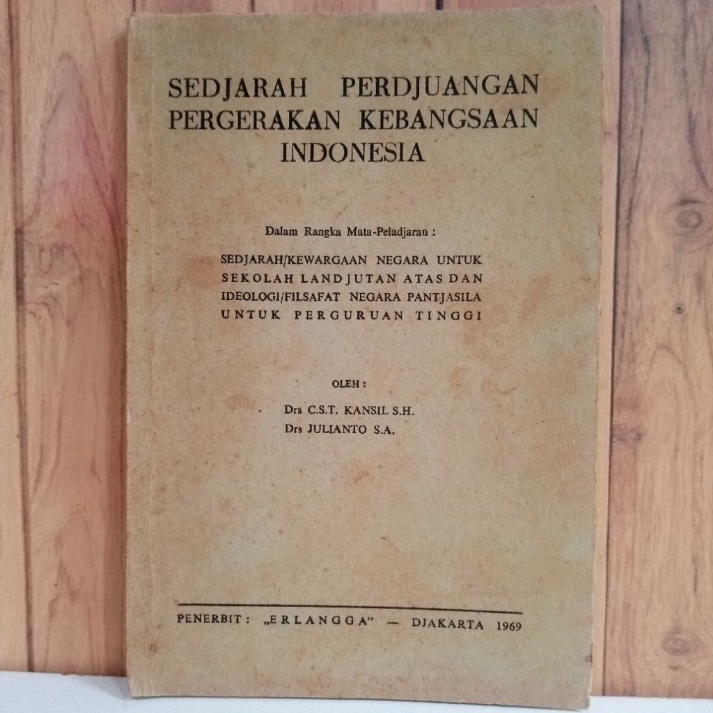 Buku sedjarah perjuangan pergerakan kebangsaan Indonesia Buku Antik Lawas 1969 Ejaan Lama buku kolek