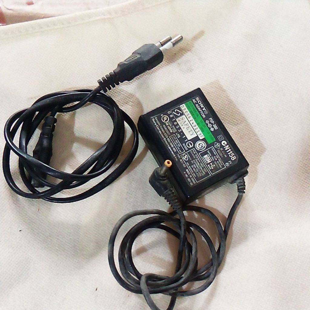 Adaptor bekas PSP - 380 ( original )