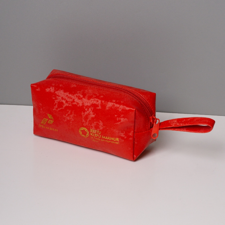 Pouch kubus bulu kucing sovenir pernikahan unik souvenir pernikahan murah mewah dompet pouch make up