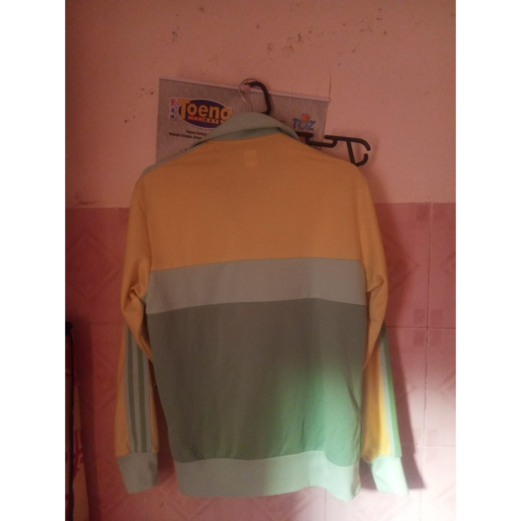 adidas trefoil vintage