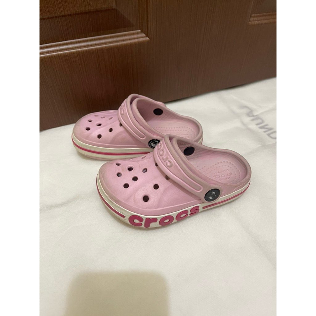 READY Preloved CROCS Kids PINK size 8