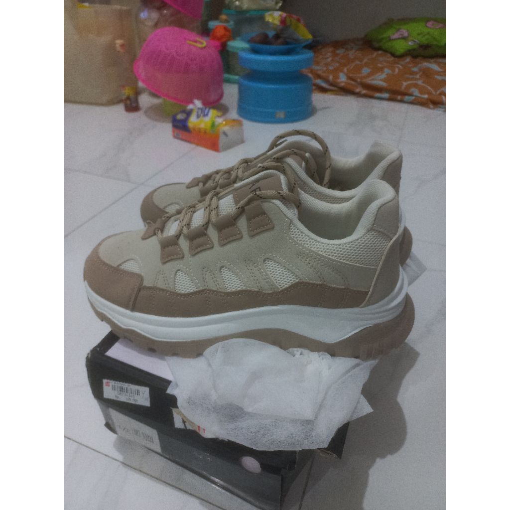 new sepatu raf ramayana size 40