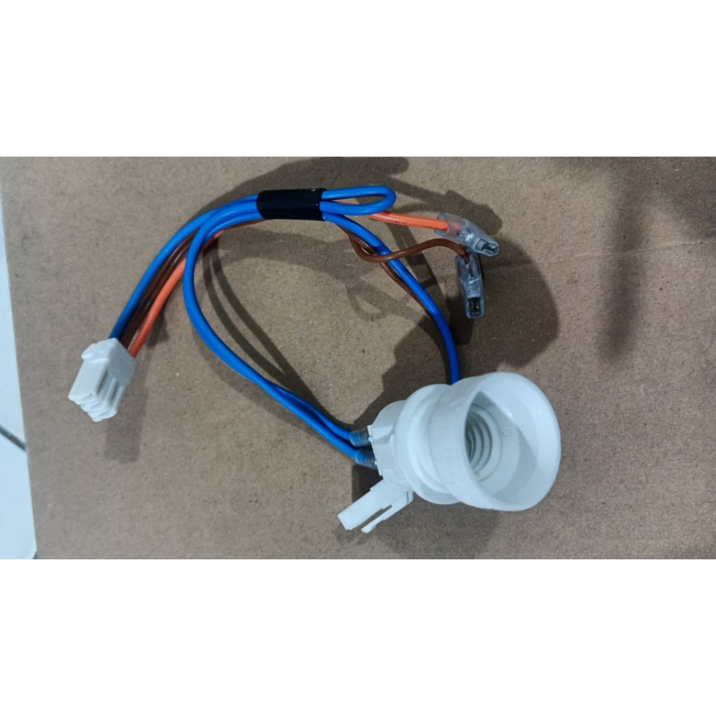 fiting lampu kulkas Sharp 1 pintu original