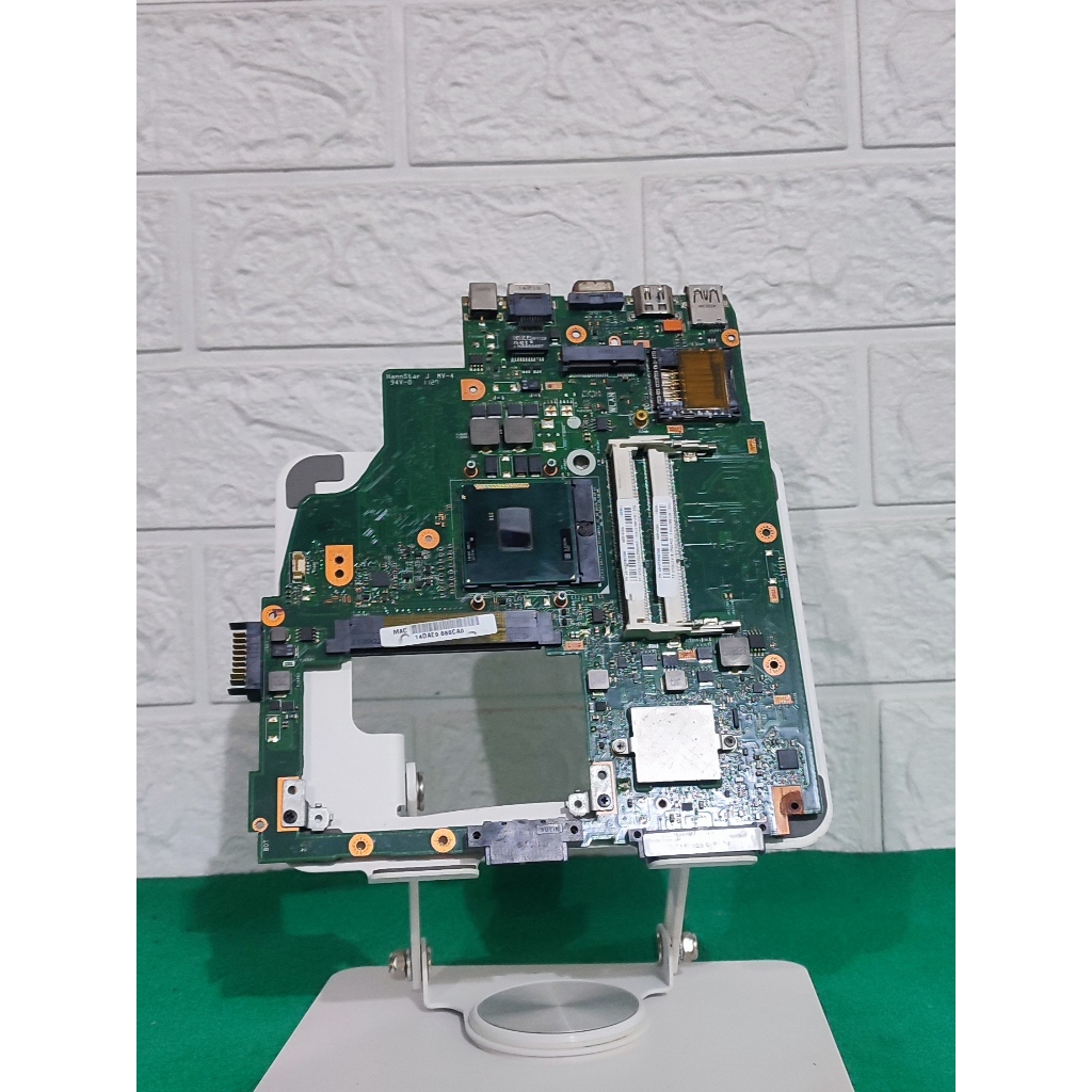 KUMPULAN MOTHERBOARD / MOBO RUSAK - BAHAN BONGKARAN / SPAREPART