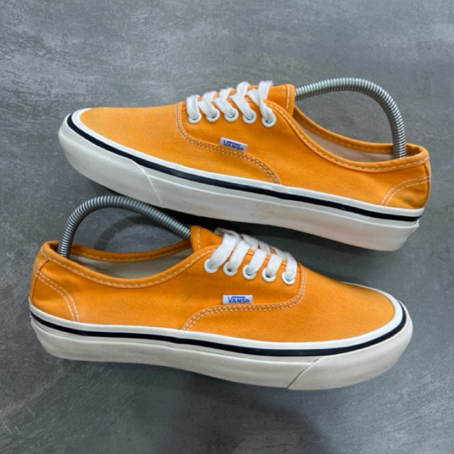 [Size 41] Rare Vans Authentic 44 DX Anaheim Factory ‘Gold Orange’ (VN0A38ENQA7) Second Original Kond