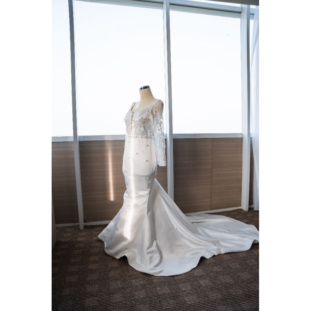(baca deskripsi) PRELOVED PRIBADI MERMAID WEDDING GOWN SATIN by IMELDA NATALIA