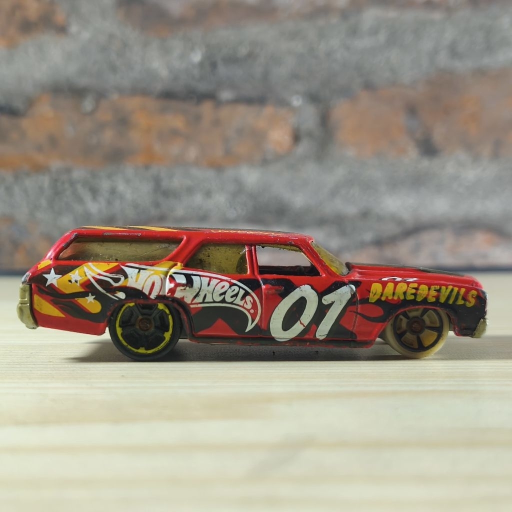 Hot Wheels '70 Chevelle SS Wagon - Loose
