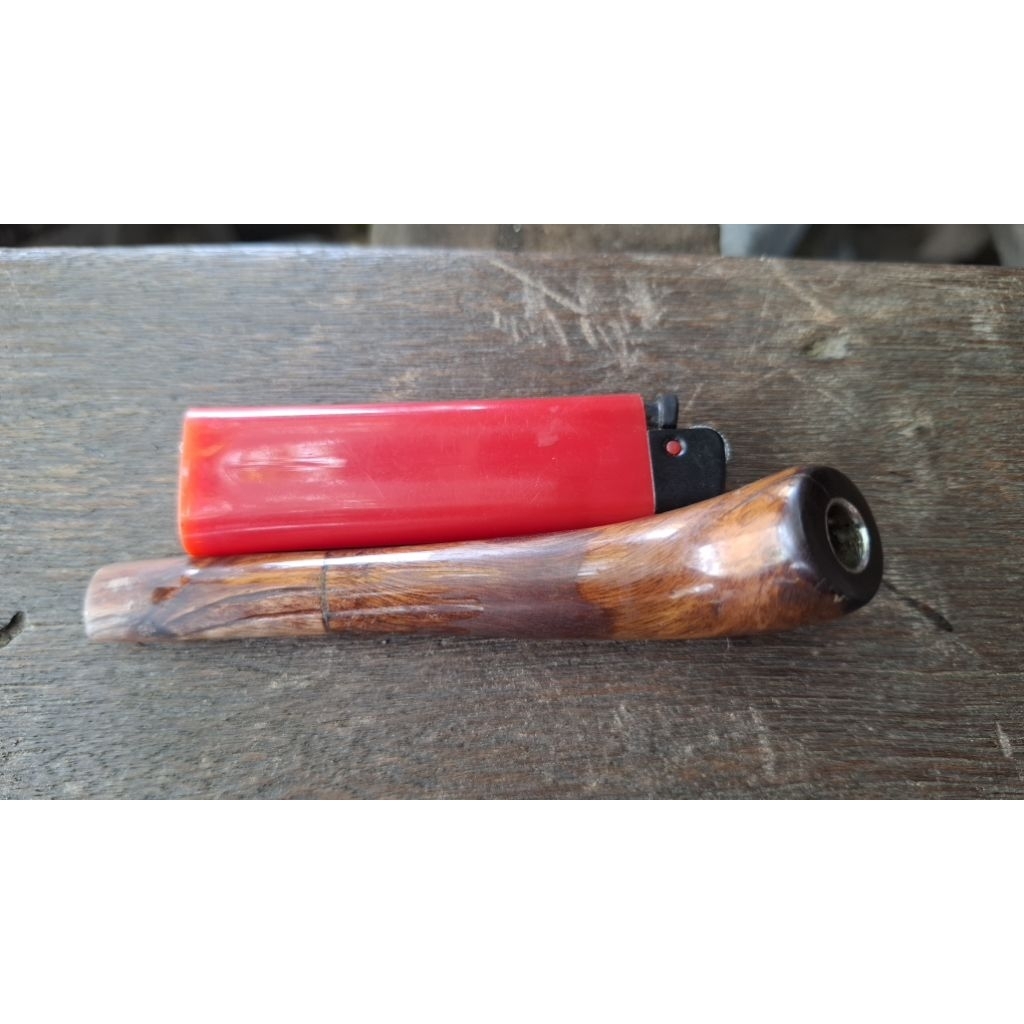 RONCE/PIPA ROKOK DARI KAYU STIGI