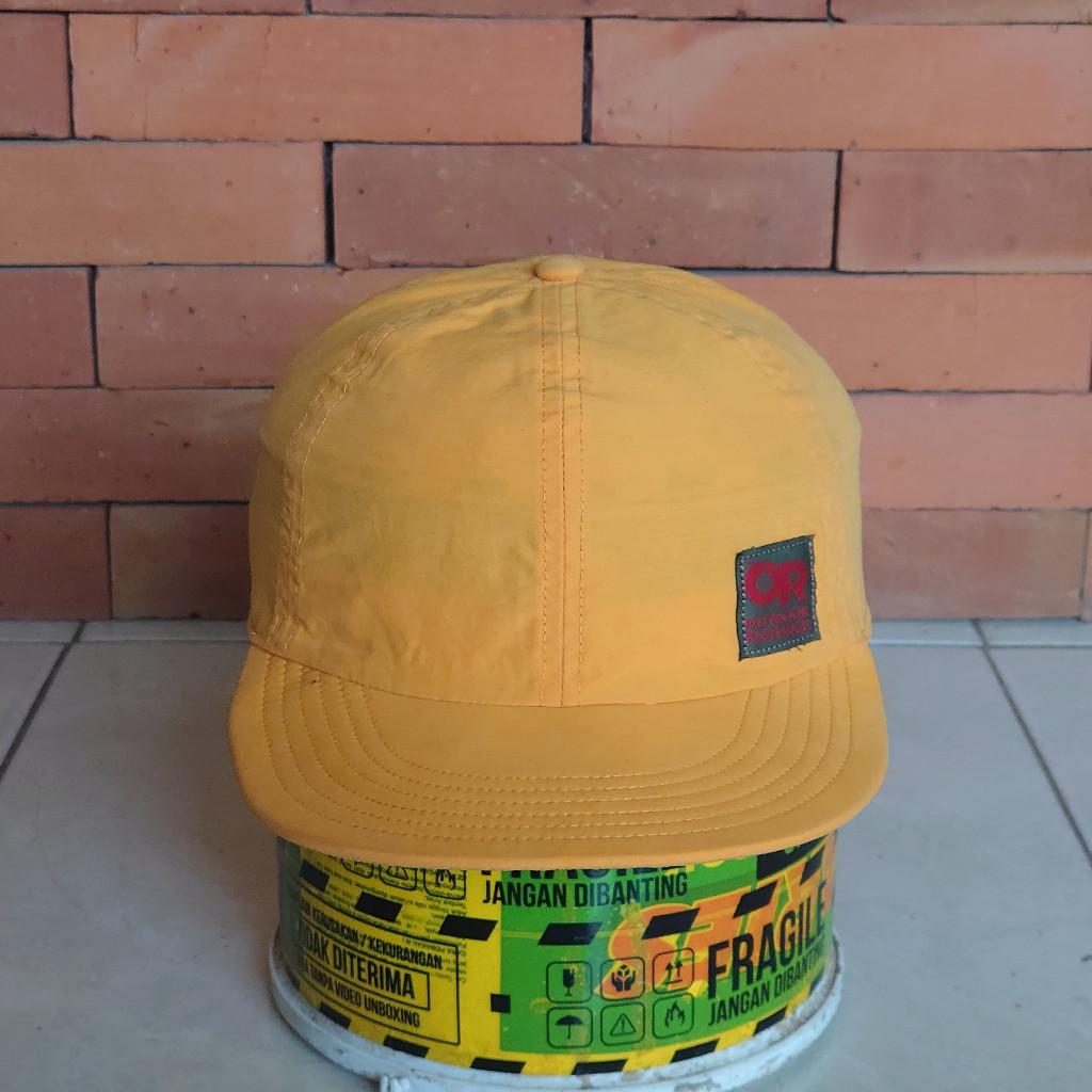 TOPI OUTDOOR RESEARCH OR ORIGINAL