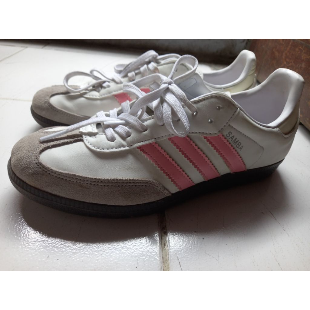 PRELOVED Adidas samba pink OG