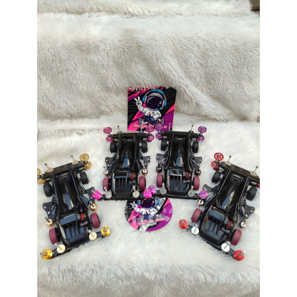 Tamiya BMAX SFM Carbon Project D Strato Vector Polos siap Balap RTR