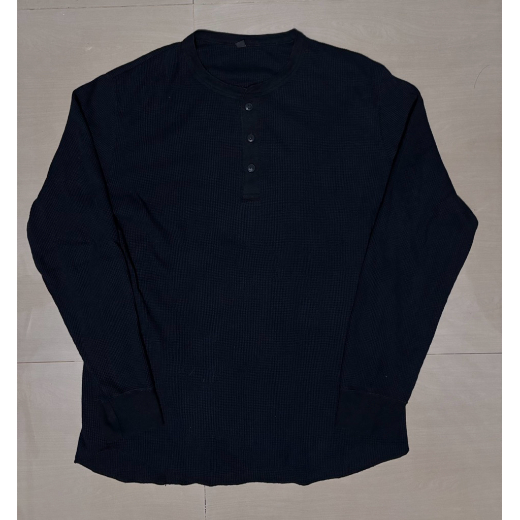 Uniqlo waffle longsleeve