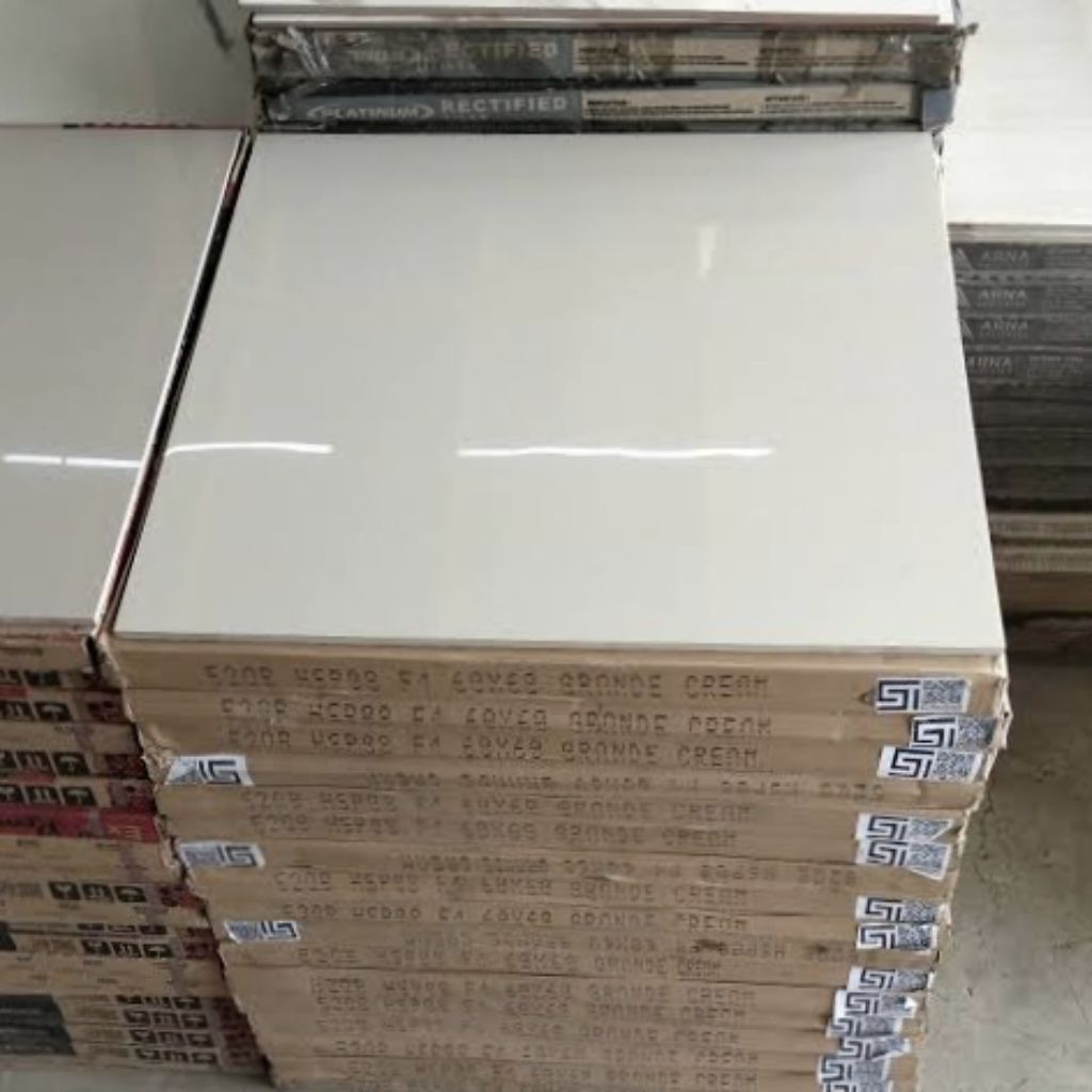 Granit 60x60 Grande Cream Polos / Glossy