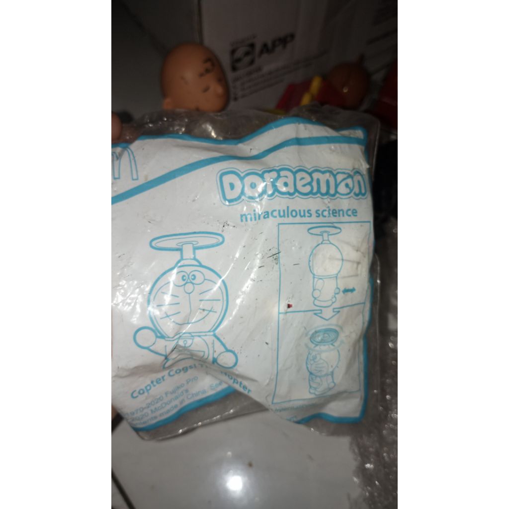 figure doraemon happy meal