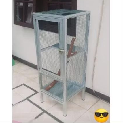 Kandang display reptil iguana