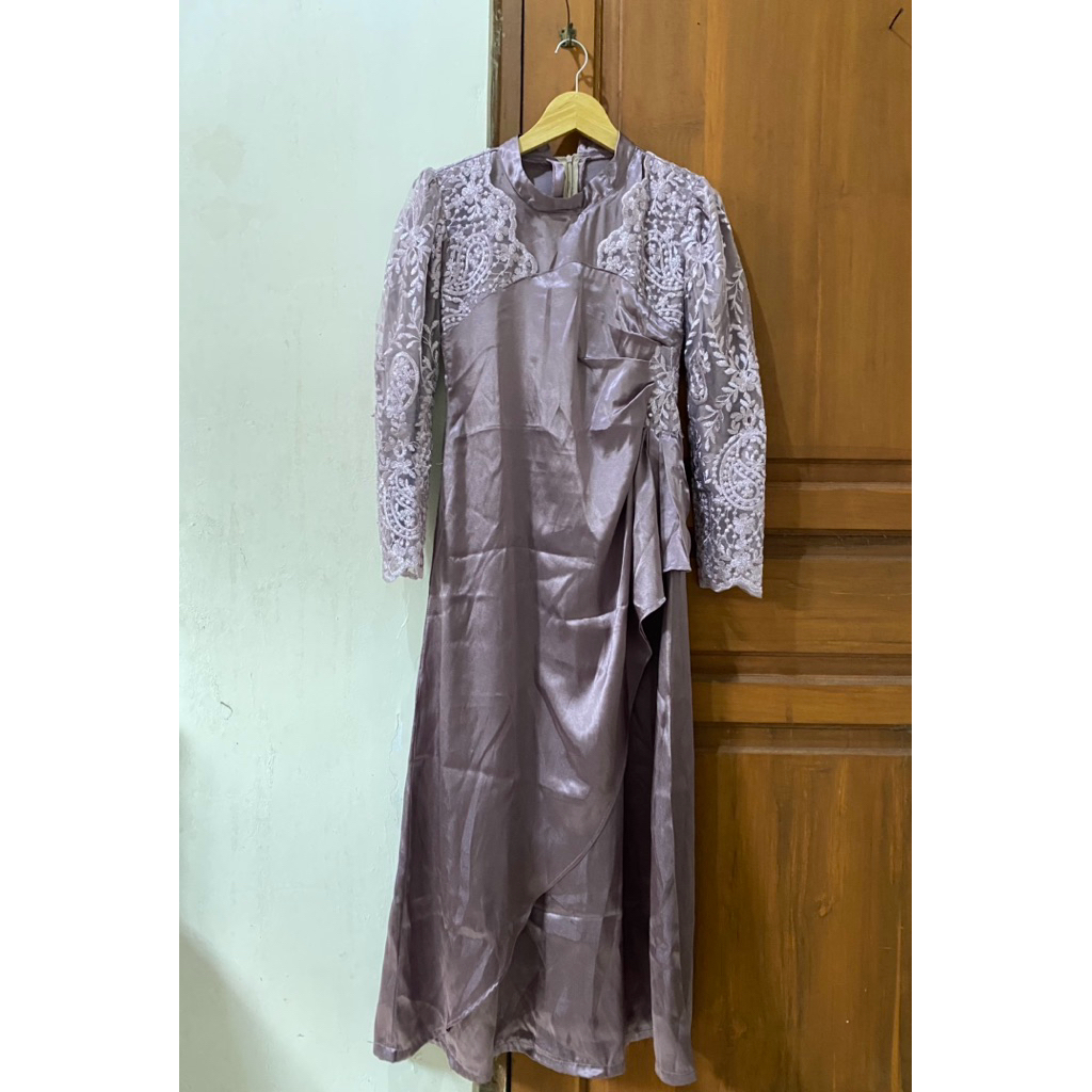 Preloved Dress Bridesmaid