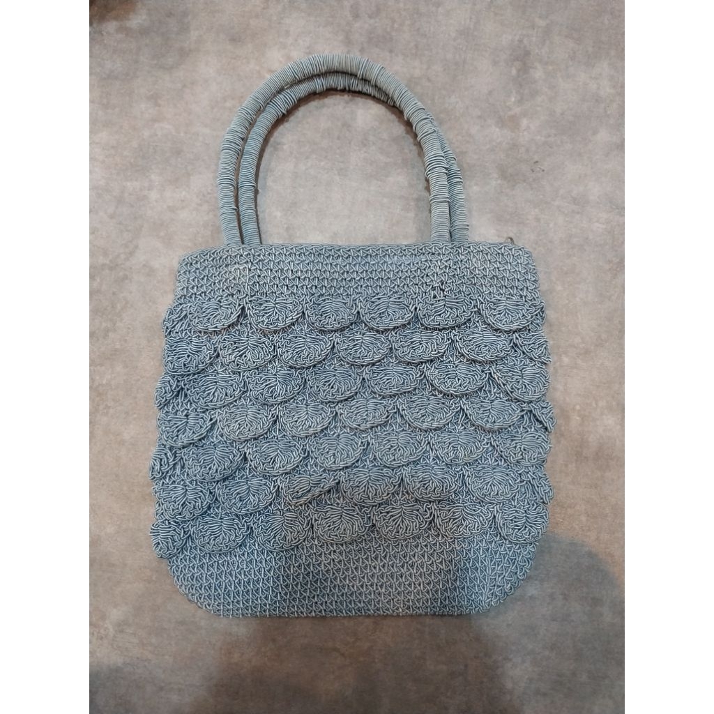 TAS ANYAMAN RAJUT