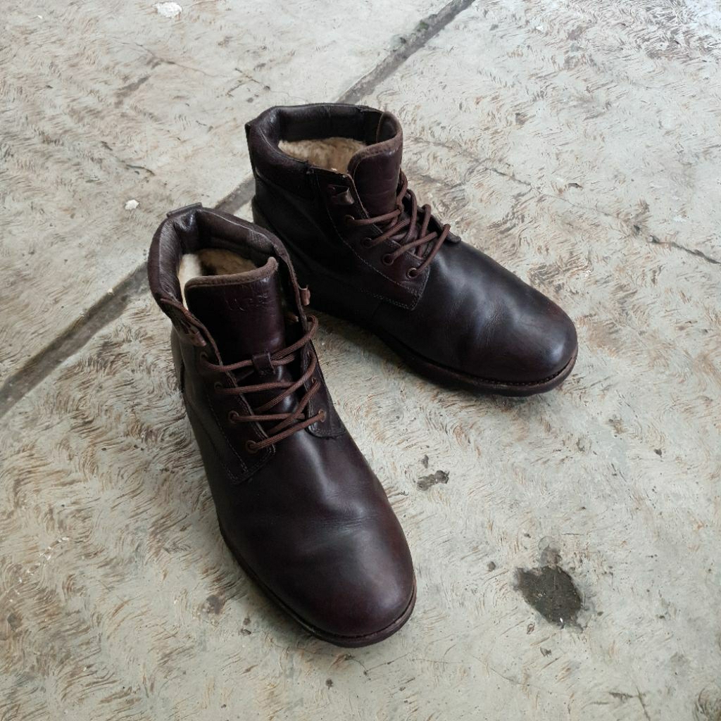 SEPATU SECOND UGG BOOT ORIGINAL