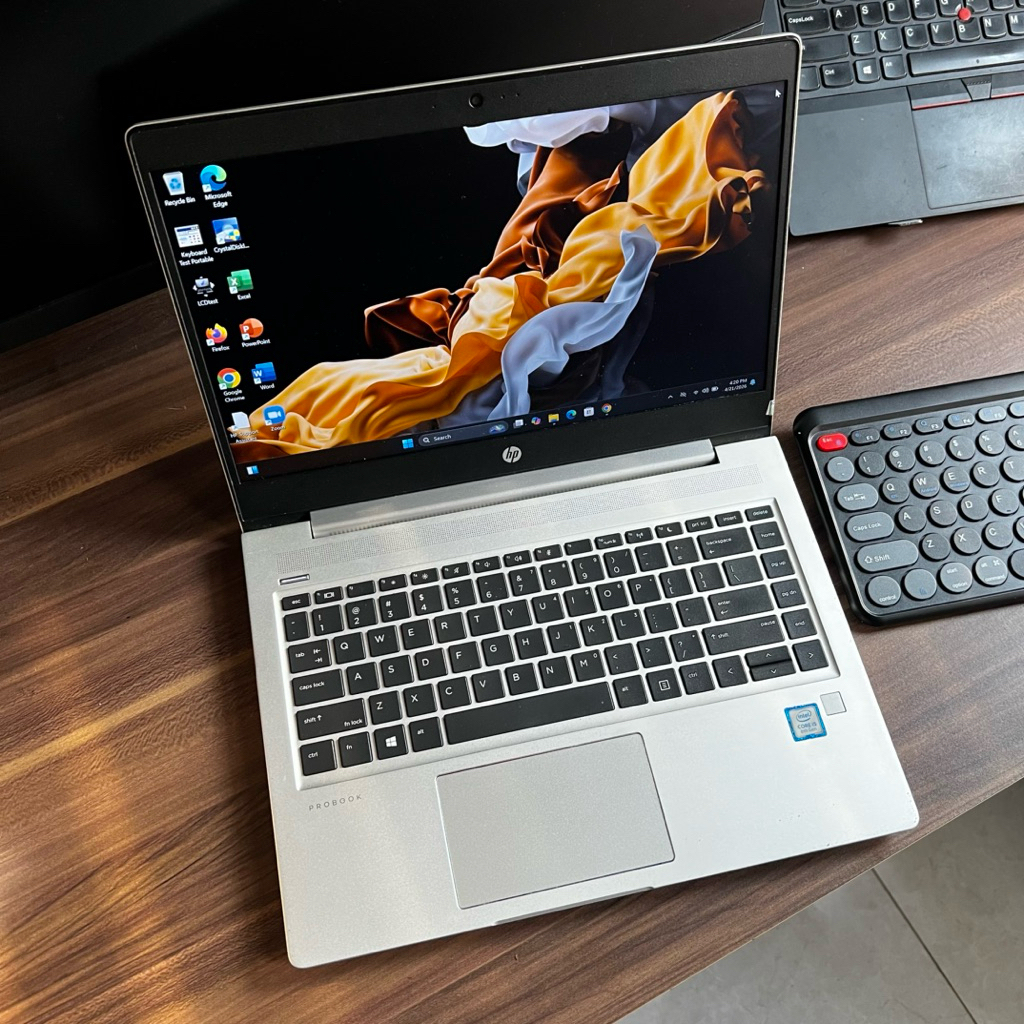 Laptop kuliah Merk Hp Core i5 Ram 8 ssd 256