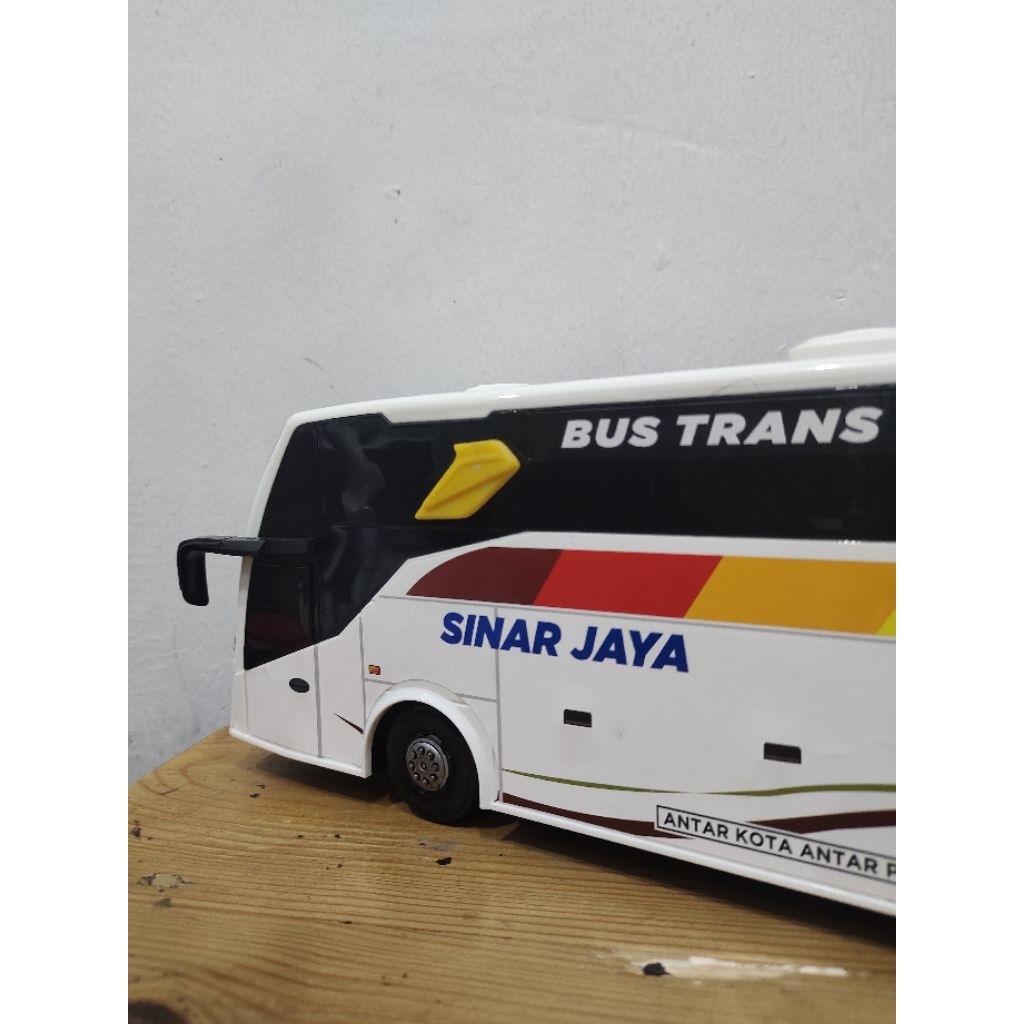 Slendang Geprek Bus Tronton RKC Miniatur Bus Basuri Mainan Bus Plastik
