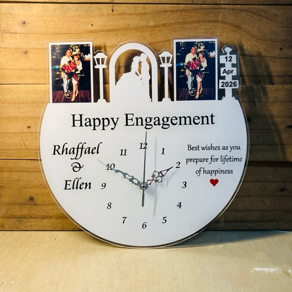 Kado Engagement Tunangan Pernikahan Custom Jam Akrilik