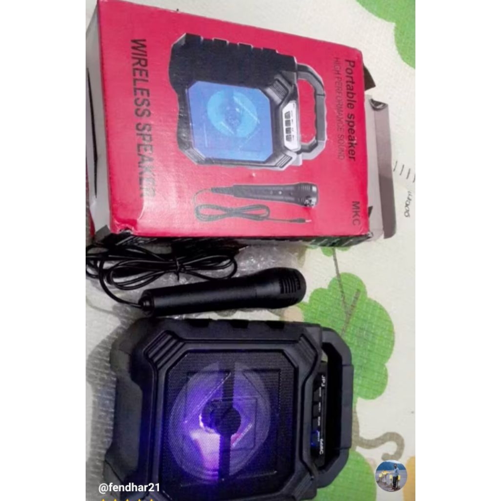 Bisa COD Speaker Bluetooth Portable Mik Karaoke / Speaker Mini Usb & Radio HP