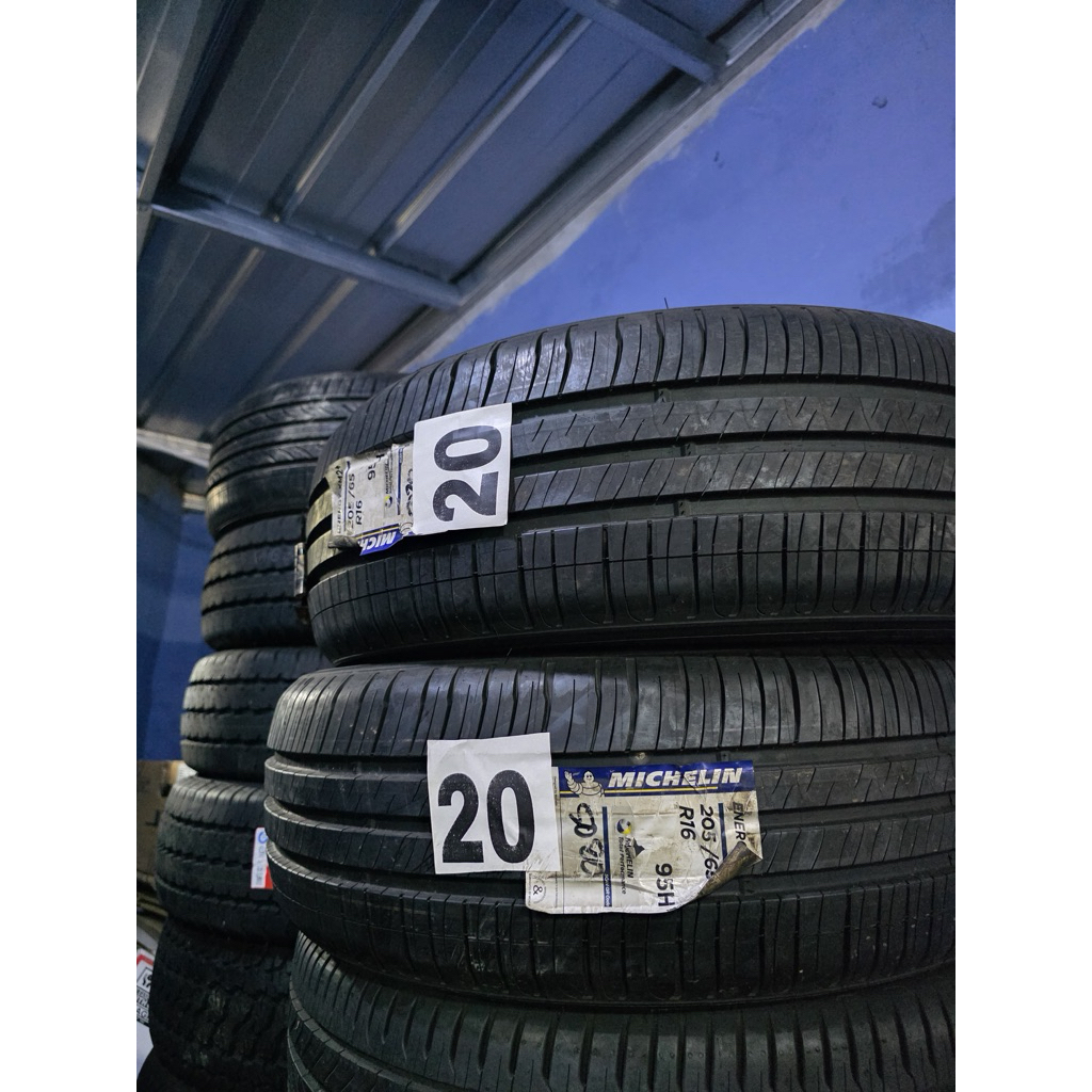 BAN MOBIL MICHELIN 205 65 16 NIK 2020