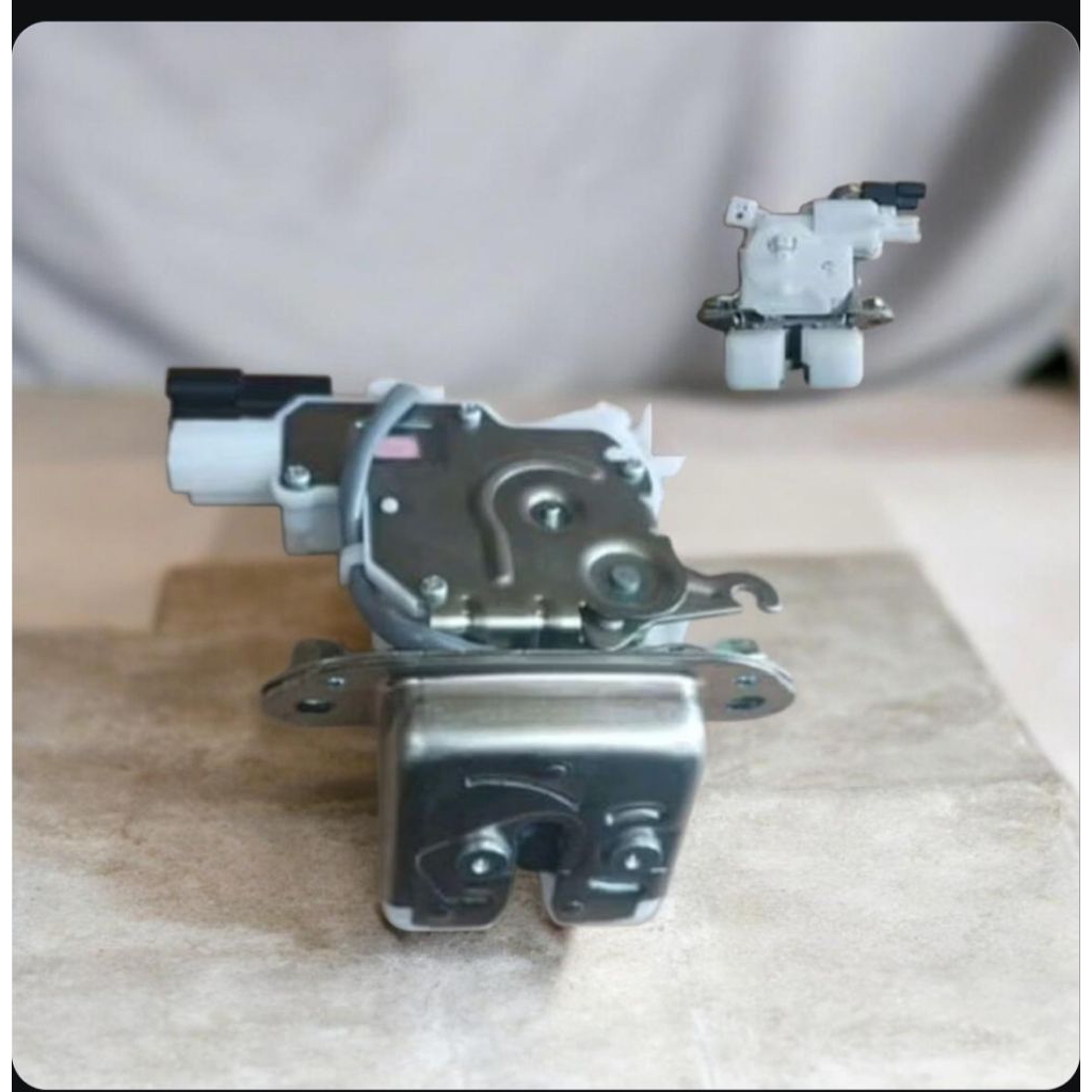 Door lock bagasi toyota agya,alya,sigra,calya original