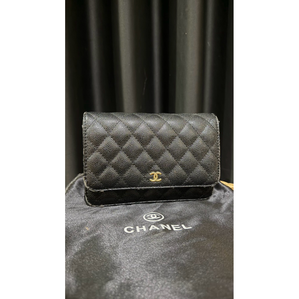 tas chanel woc warna hitam preloved