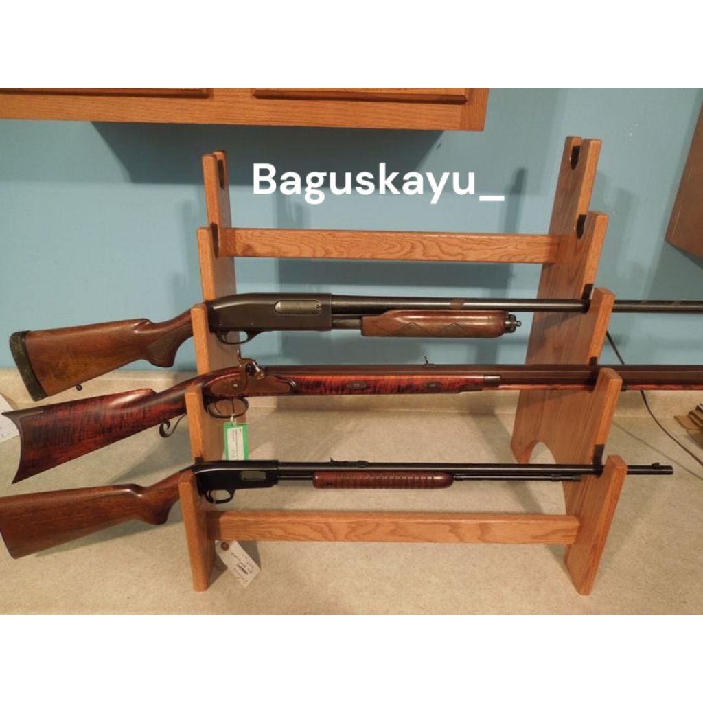 rak senapan - stand senapan - rak senapan aesthetic - rak senapan kayu - pajangan senapan - rak sena