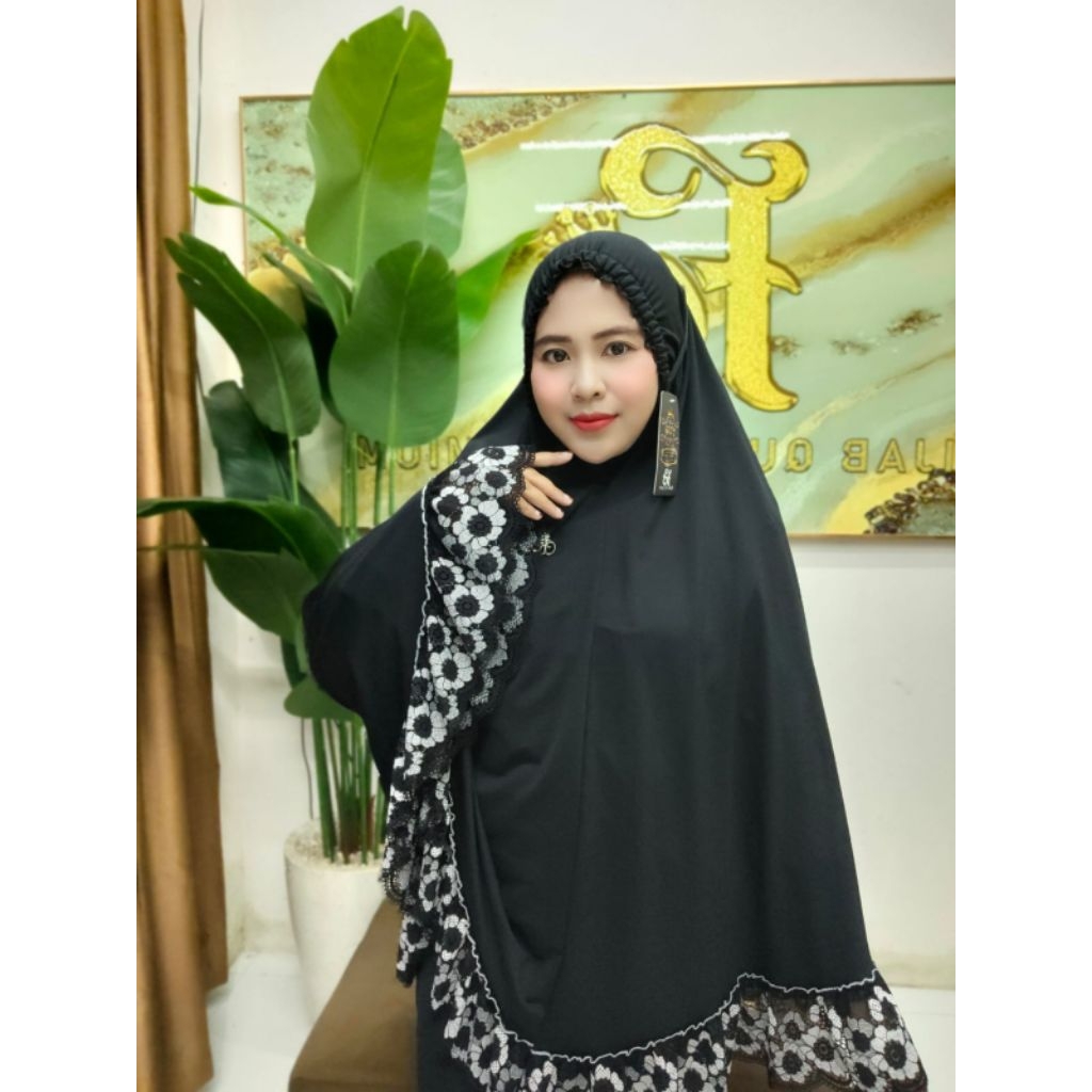 Hijab Instan Fo Lavina Jumbo Renda Mewah dan Cantik untuk Tampilan Elegan