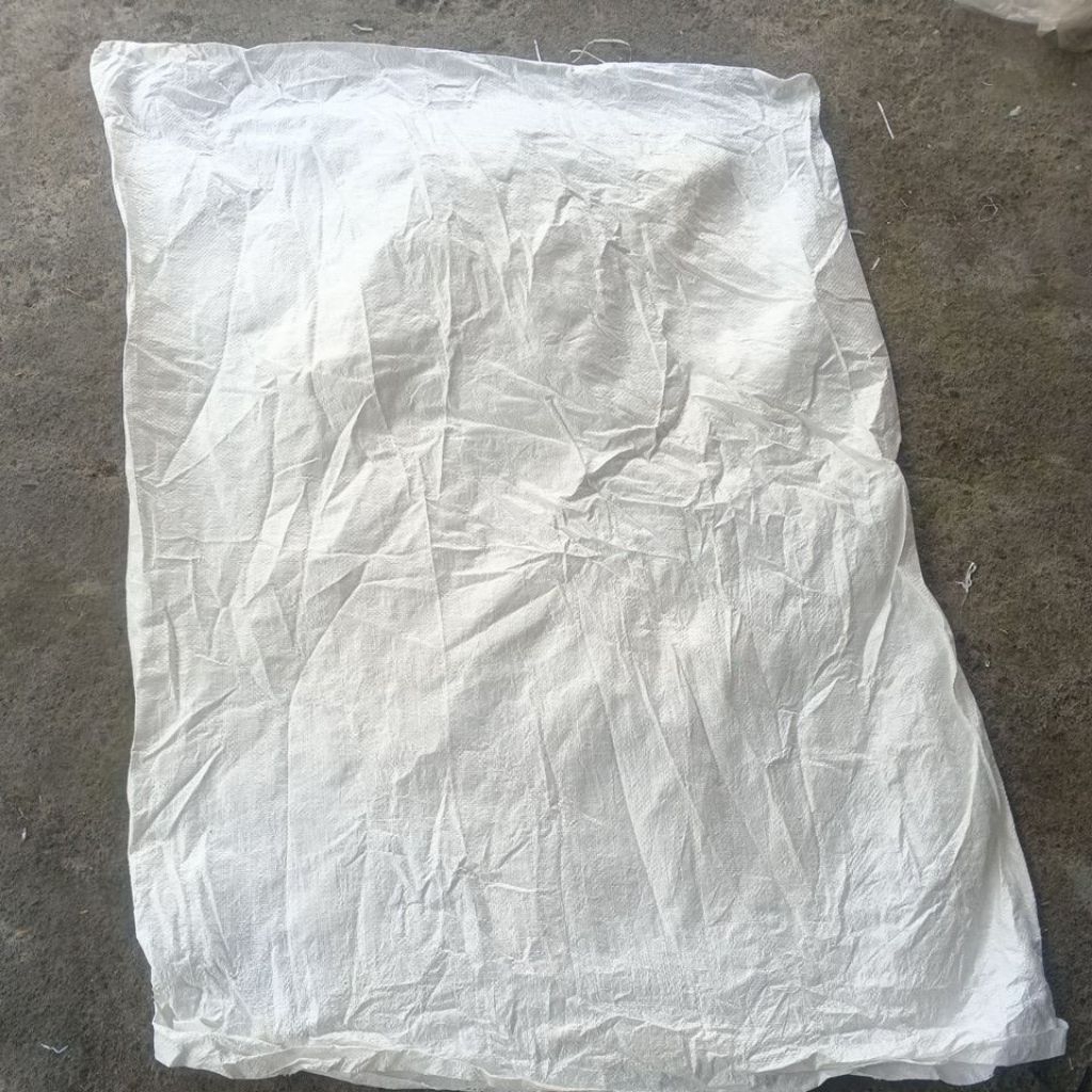 Karung bekas paket 90x125/130