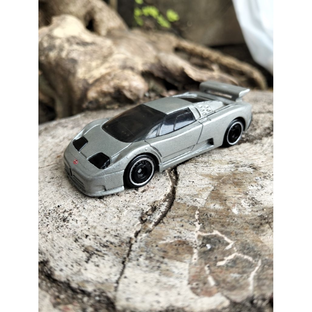 hotwheels loose 94 Bugatti EB110 SS