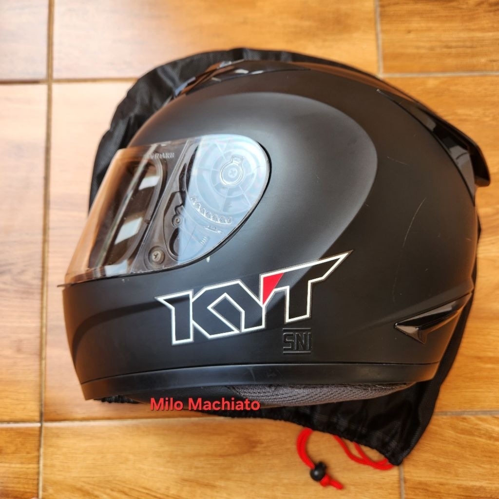 Helm KYT R10 Full Face SECOND