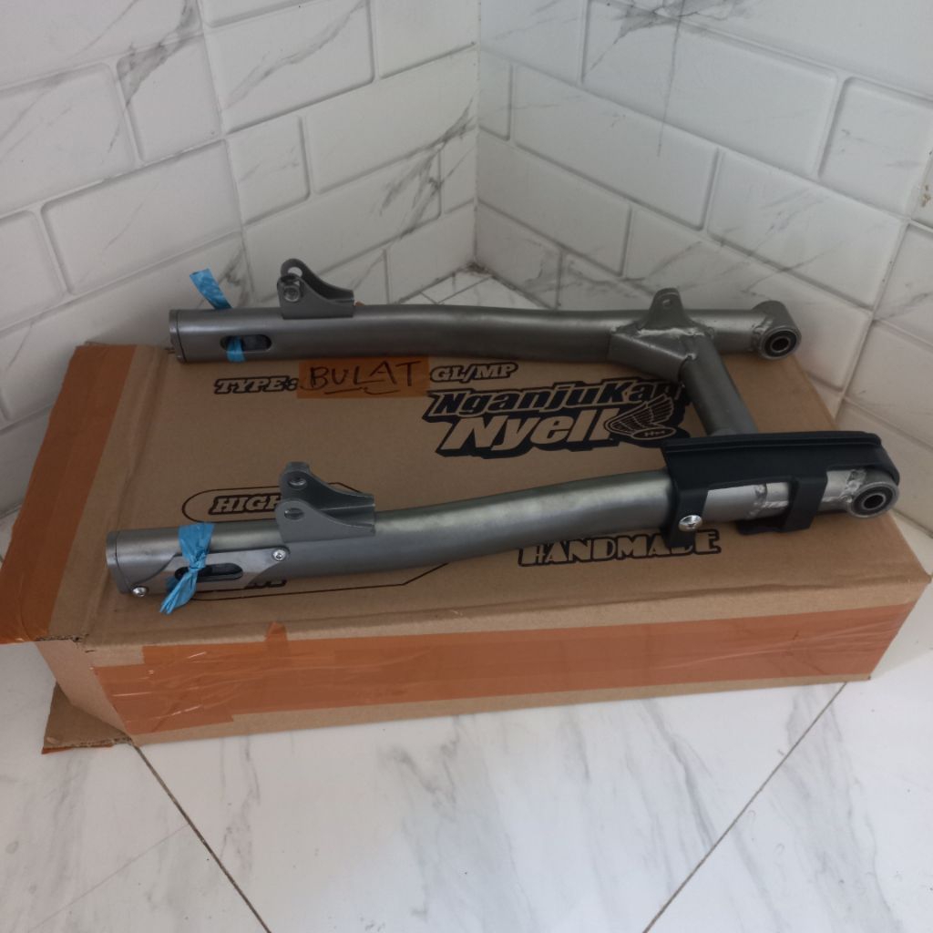 Swing ARM Custom Model W175 Handmade Nganjuk tebal 3mm PNP CB/GL 100/GL/Megapro
