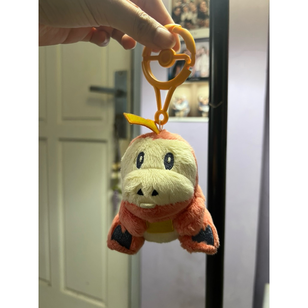 Pokemon Center Keychain Plush Fuecoco