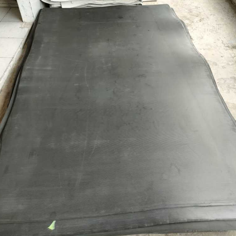 karpet bak mobil pick up traga/l300/l300 euro/carry wd full tanpa sambungan