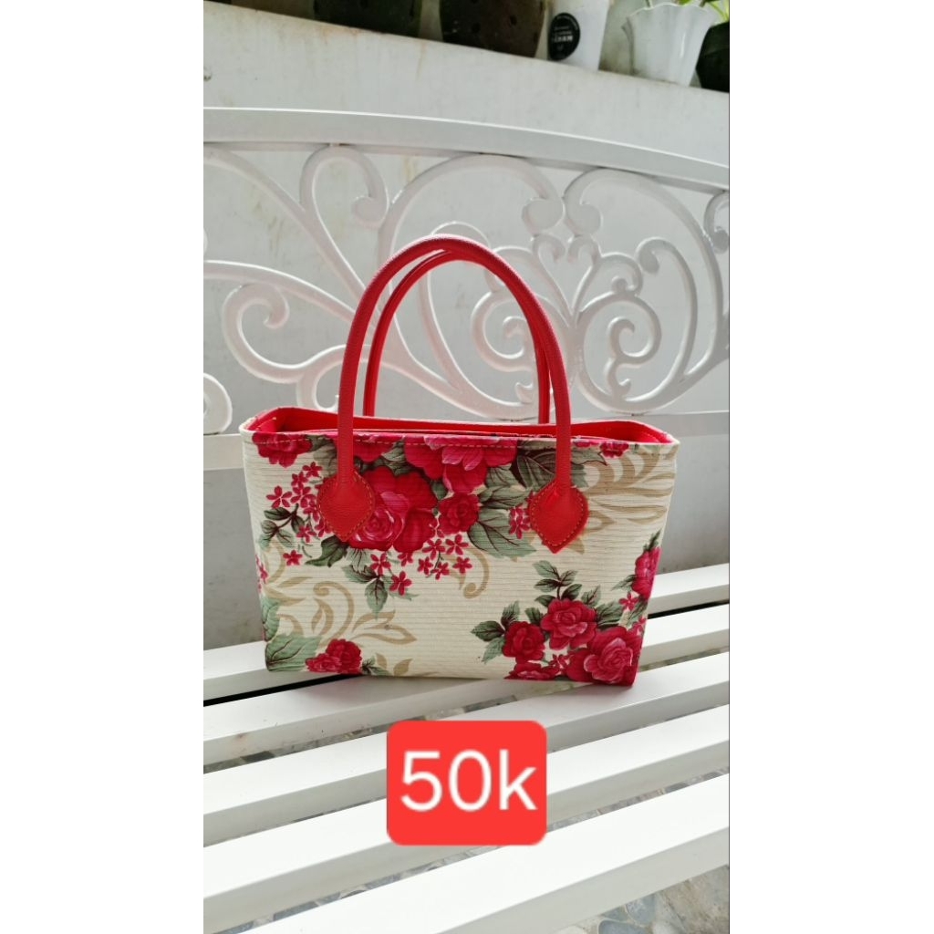 tas wanita bekas pakai