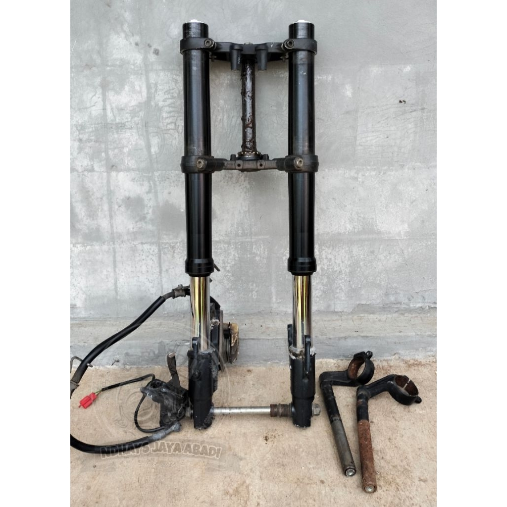 USD UPSIDE DOWN SET YAMAHA R15 V3 SECOND ORIGINAL PNP ALL VIXION