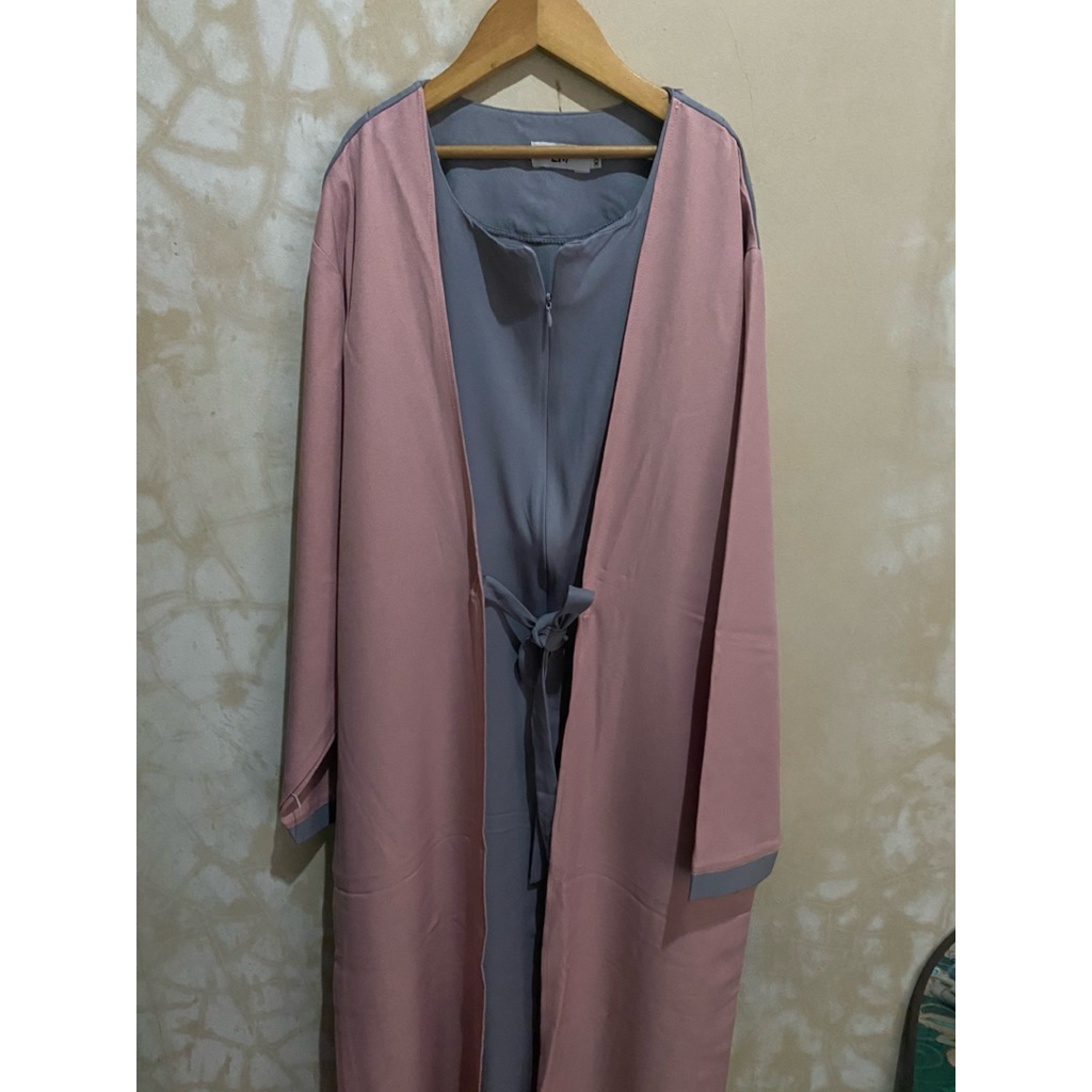 PRELOVED Gamis Zaskia Mecca