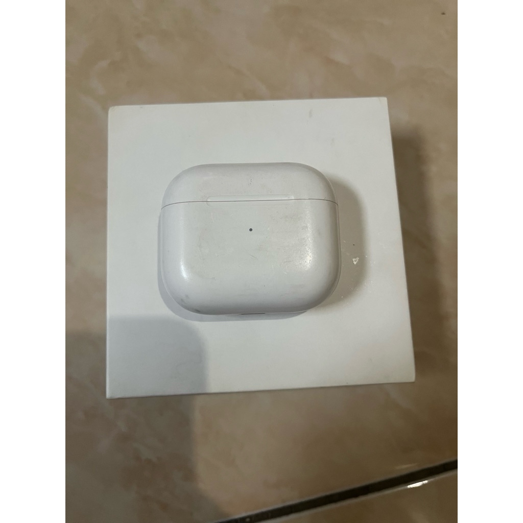 AIRPODS GEN 3 SECOND